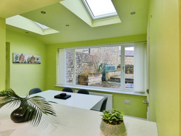 2 bed End of Terrace for sale Image 6