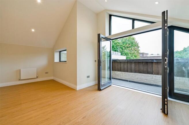 Kitchen / Reception