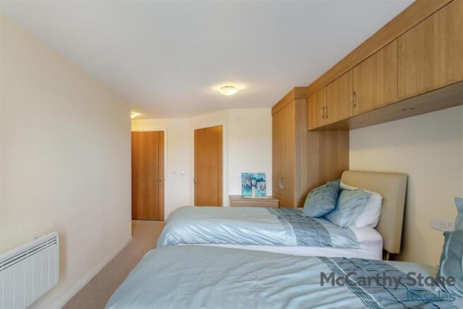 2 bed Apartment for sale Image 7