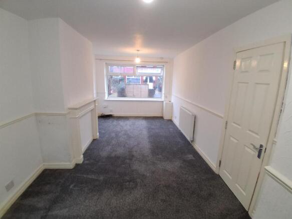 WhatsApp Image 2026-04-02 at 21.09.18 (4).jpeg