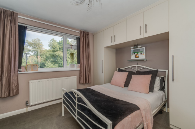 3 bed Detached for sale Image 10