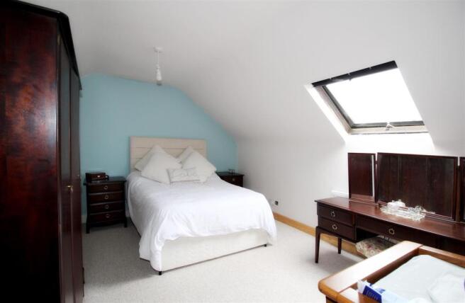 34024_Victoria Road.
