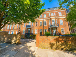Flat 4, 50, Rochester Gardens, Hove BN3 3HT