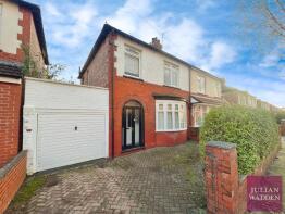 66, Ash Road, Manchester M34 2NH