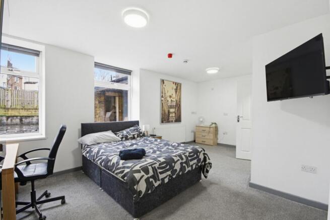 6 bed House of Multiple Occupation for sale Image 10