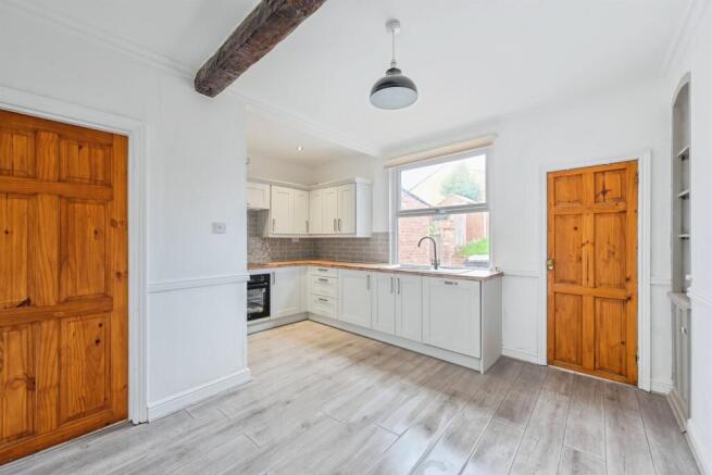 Refitted Kitchen Diner: