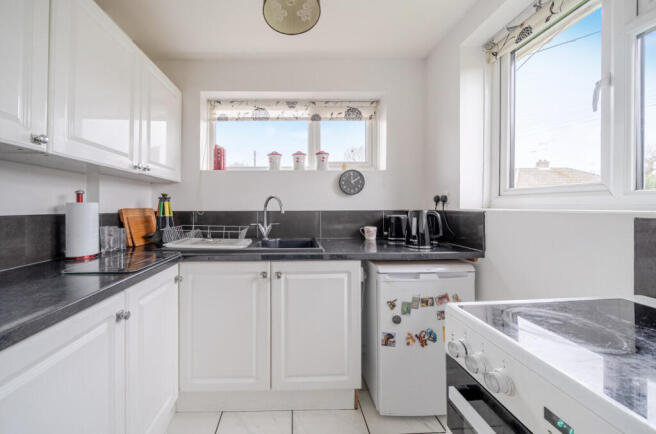 1422707-9-69b41df...