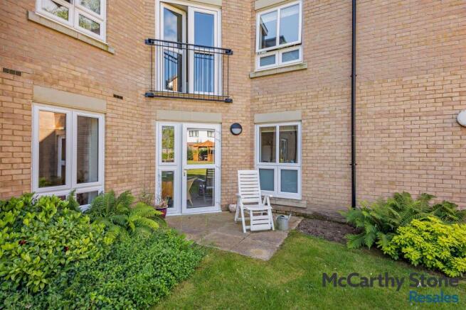1 bed Apartment for sale Image 6