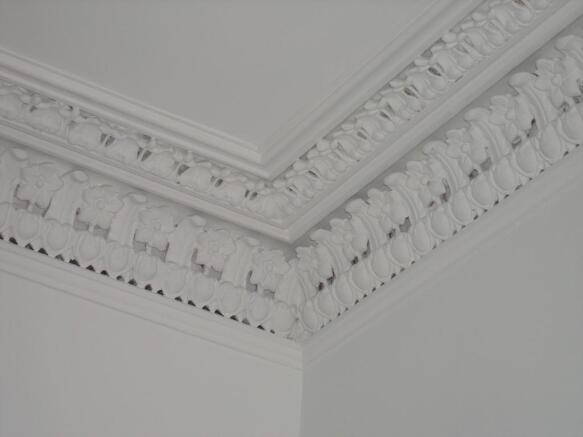 Lounge Cornice