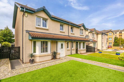 Clovenstone Gardens, Clovenstone, Edinburgh, EH14