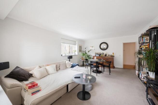 Flat 34, 6 Porchester Terrace Hi-3.jpg