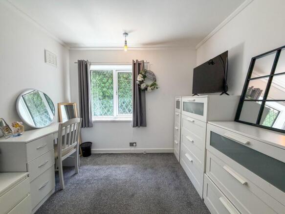 3 bed Semi-Detached for sale Image 11