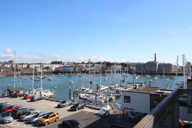 Photo 8