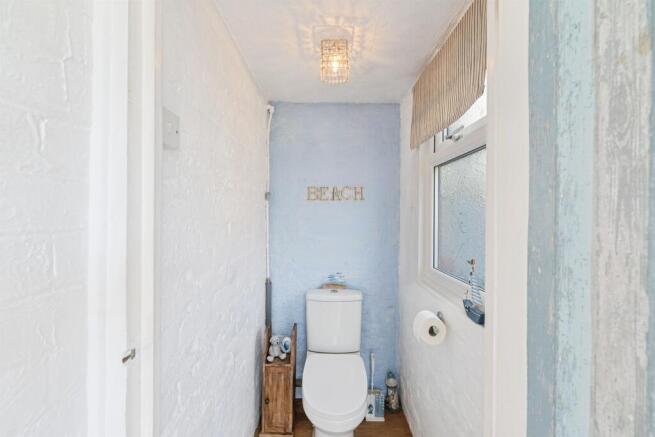3 bed Terraced for sale Image 8