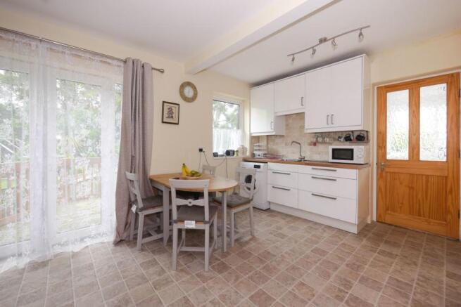 Dining kitchen