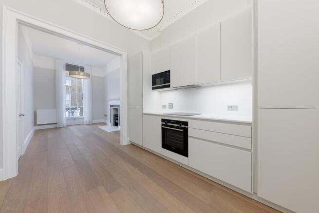 Wyndham Place 7 F...