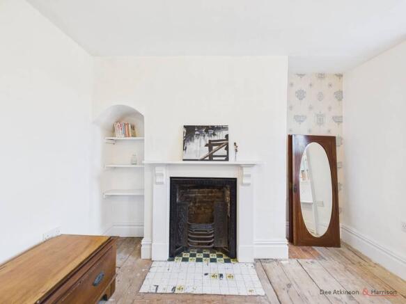 3 bed Terraced for sale Image 10