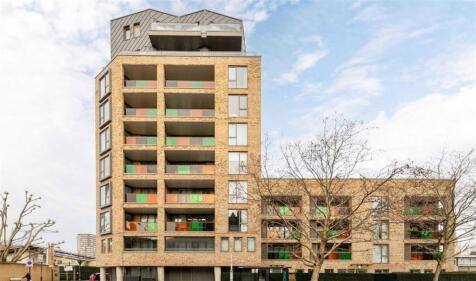 The Highway, Wapping