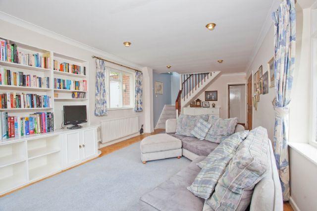 Sitting/Family room