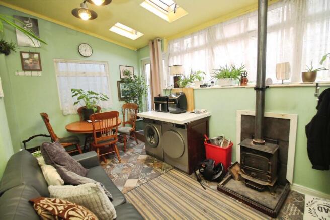 2 bed Semi-Detached for sale Image 4
