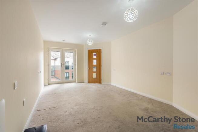 8695483-interior05.jpg