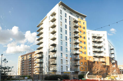 Centenary Plaza, Southampton, Hampshire
