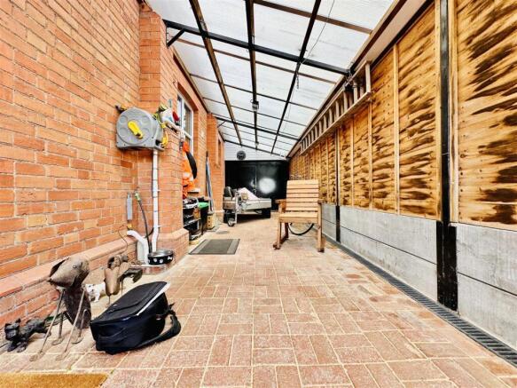 Car Port