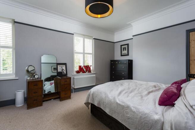 3 bed Terraced for sale Image 6