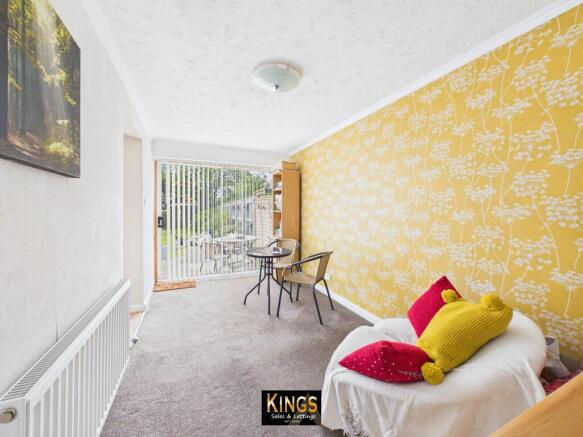 3 bed Semi-Detached for sale Image 10