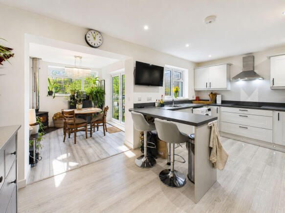 Kitchen/Breakfast Room
