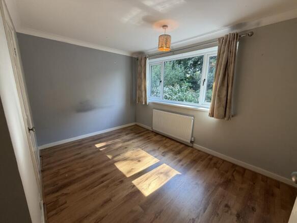 3 bed Semi-Detached for sale Image 9