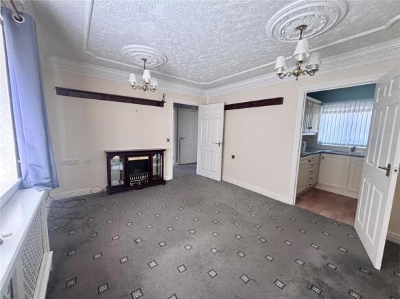 2 bed Bungalow for sale Image 2