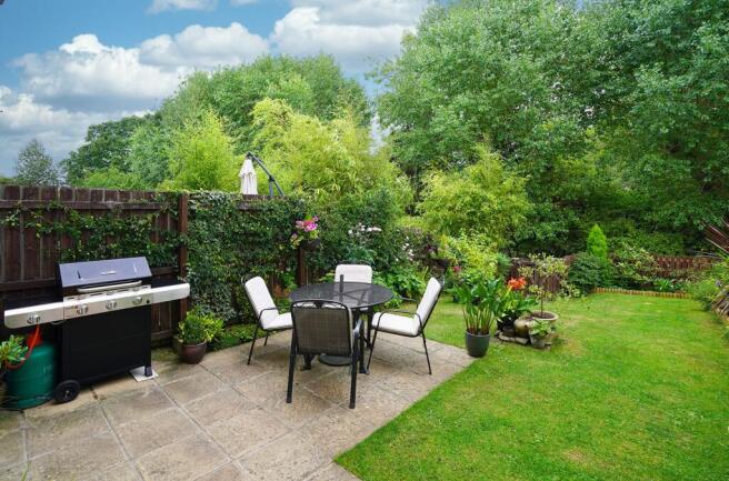 3 bed House for sale Image 4