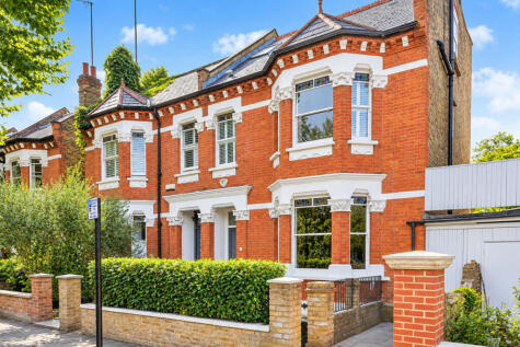 Sutton Lane South, London, W4
