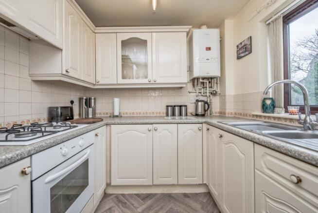 2 bed Retirement Property for sale Image 7
