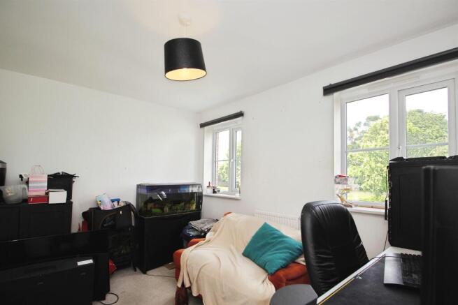 3 bed Town House for sale Image 10