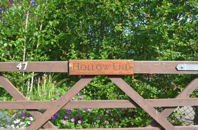 Hollow End