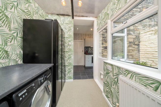 3 bed Terraced for sale Image 8