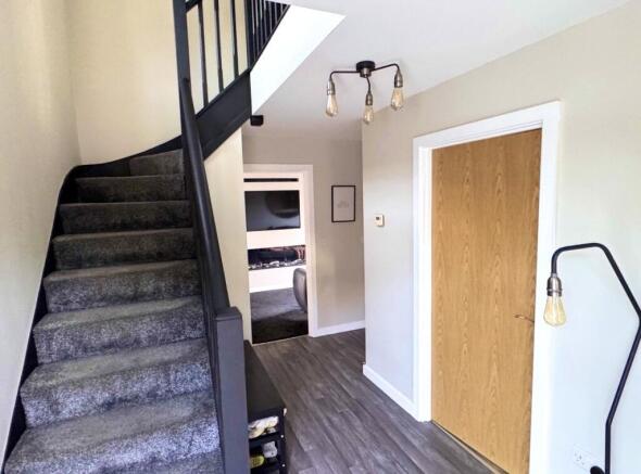3 bed Semi-Detached for sale Image 9