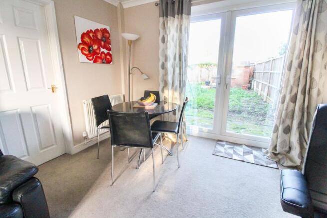 Lounge/Dining Room