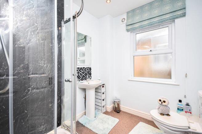 Bathroom 2 