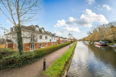 Basildon Close, Watford, Hertfordshire