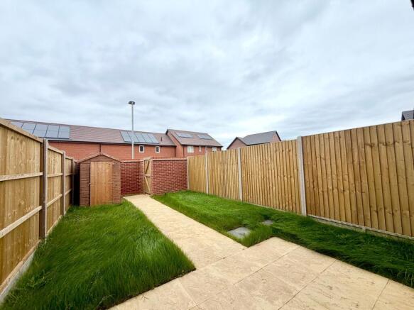 Barrosa Way, Whitehouse, MK8 photo 4