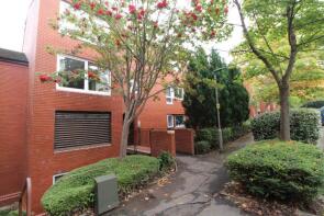 Flat 12, 106 Dunnoter Court, Buccleuch Street, Glasgow G3 6QR