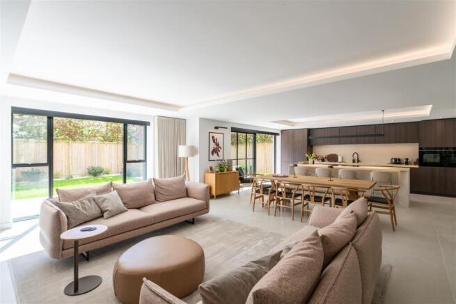 Lounge/Dining Room/Kitchen