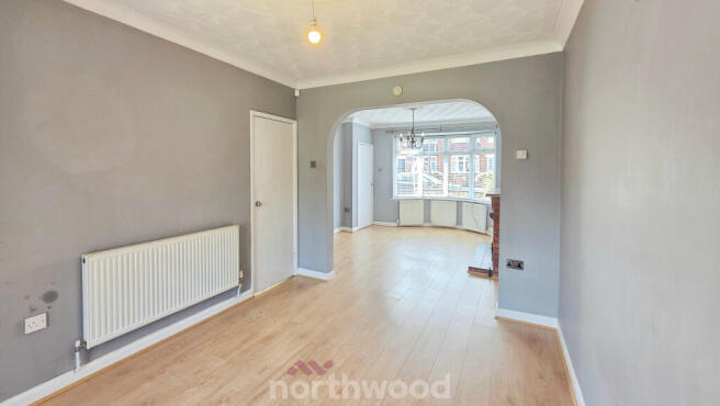 3 bed Semi-Detached for sale Image 12