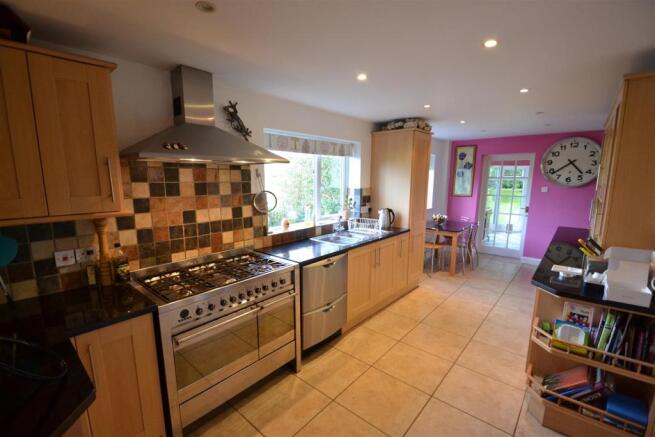 BREAKFAST KITCHEN
