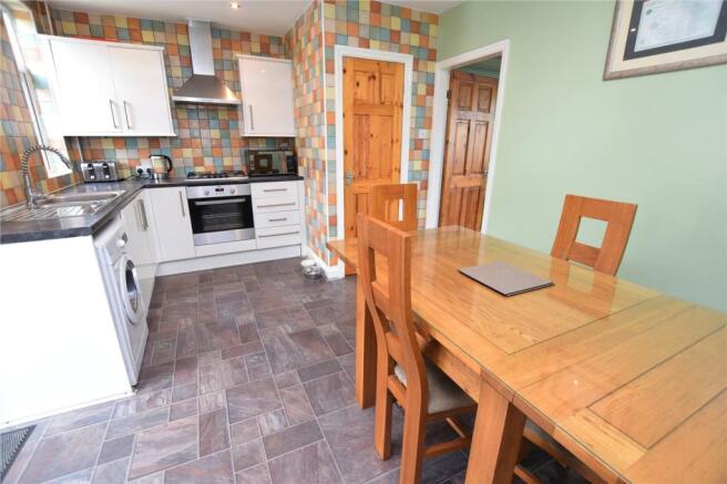 Kitchen/Diner Shot 2