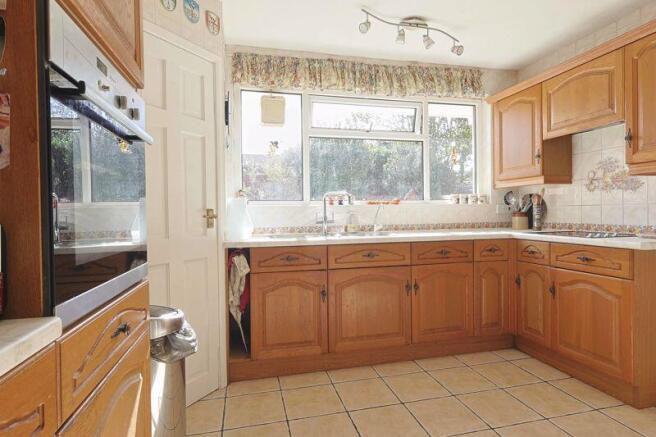 Vale Close Galmpton Brixham photo 5