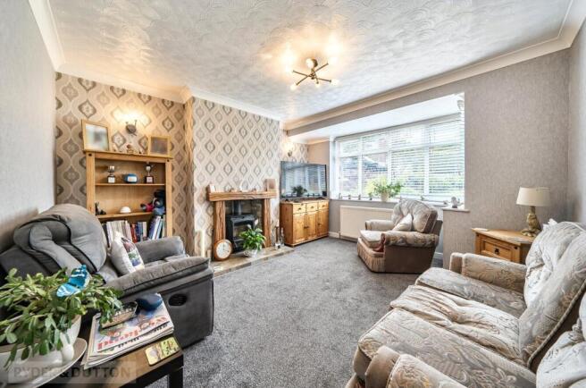 3 bed Semi-Detached Bungalow for sale Image 5